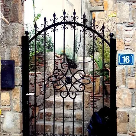 Traditional House In Androni Myrina Exterior photo