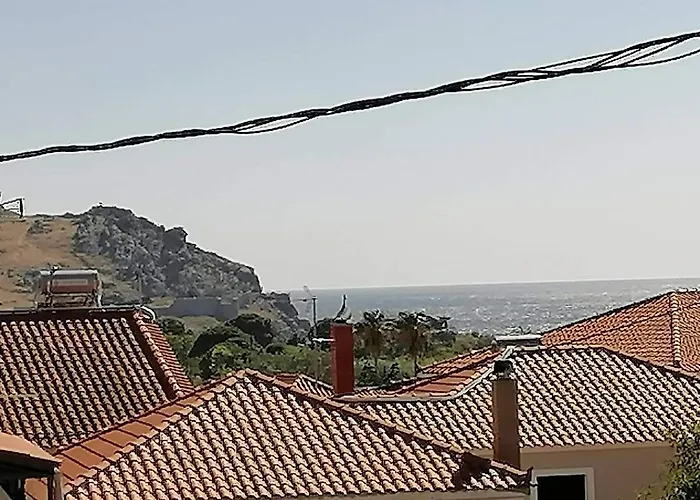 Traditional House In Androni